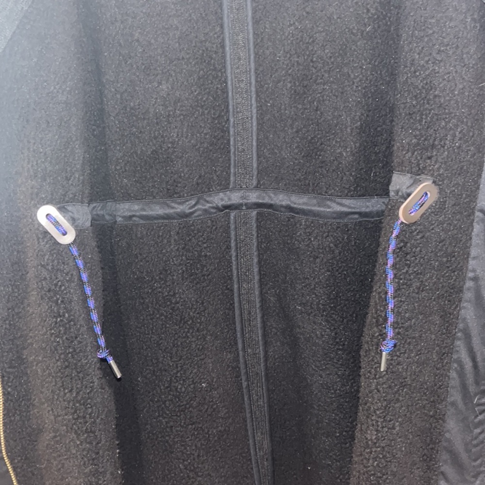 Patagonia Black Womens Hooded Coat - Picture 7 of 8